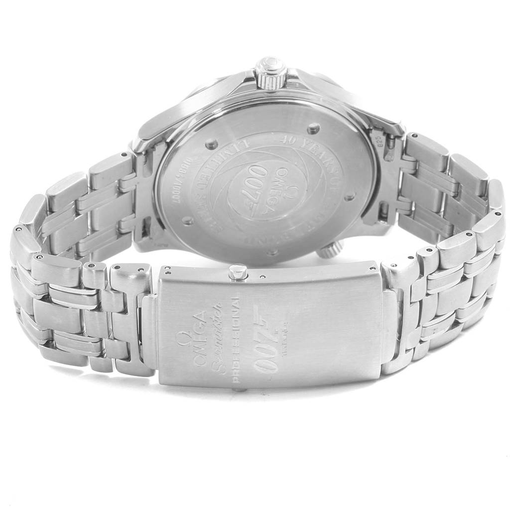 The image shows the back case and clasp of the Omega Seamaster 2537.80.00 Men
s Stainless Steel Blue Dial 2537.80.00 Men
s Stainless Steel Blue Dial watch, both featuring engraved details.