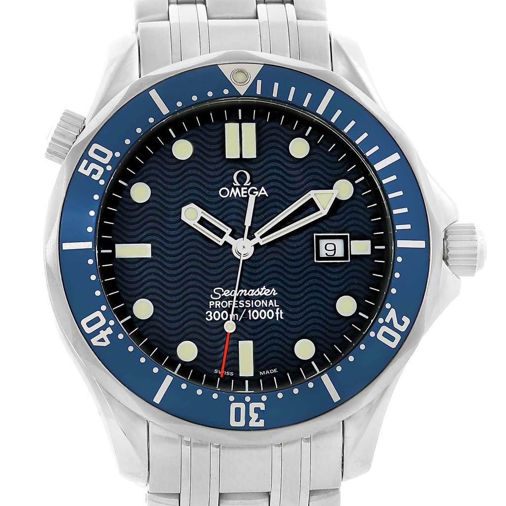 The image shows a front view of the Omega Seamaster 2541.80.00 Men
s Stainless Steel Blue Dial 2541.80.00 Men
s Stainless Steel Blue Dial model watch, displaying its face, bezel, and part of the bracelet.