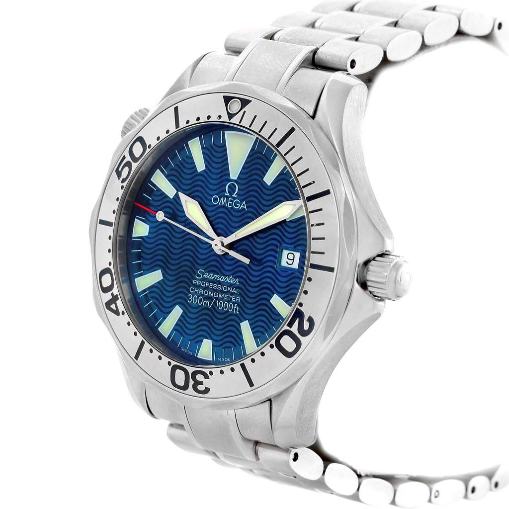 This image shows an angled view of the Omega Seamaster 2255.80.00 Men
s Stainless Steel Blue Dial 2255.80.00 Men
s Stainless Steel Blue Dial watch, highlighting its blue dial, bezel, crown, and metal bracelet.