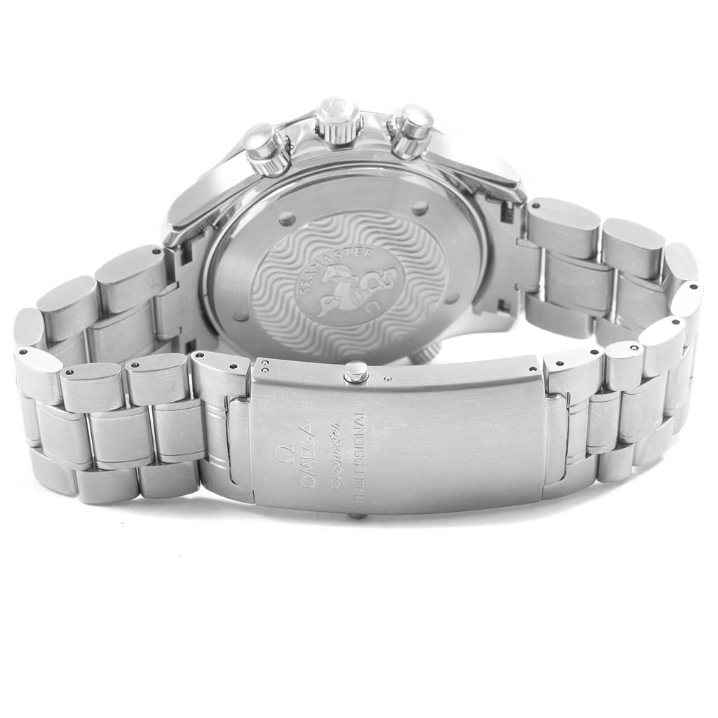 The image shows the back view of an Omega Seamaster 2594.52.00 Men
s Stainless Steel Black Dial 2594.52.00 Men
s Stainless Steel Black Dial watch displaying the case back and stainless steel bracelet.