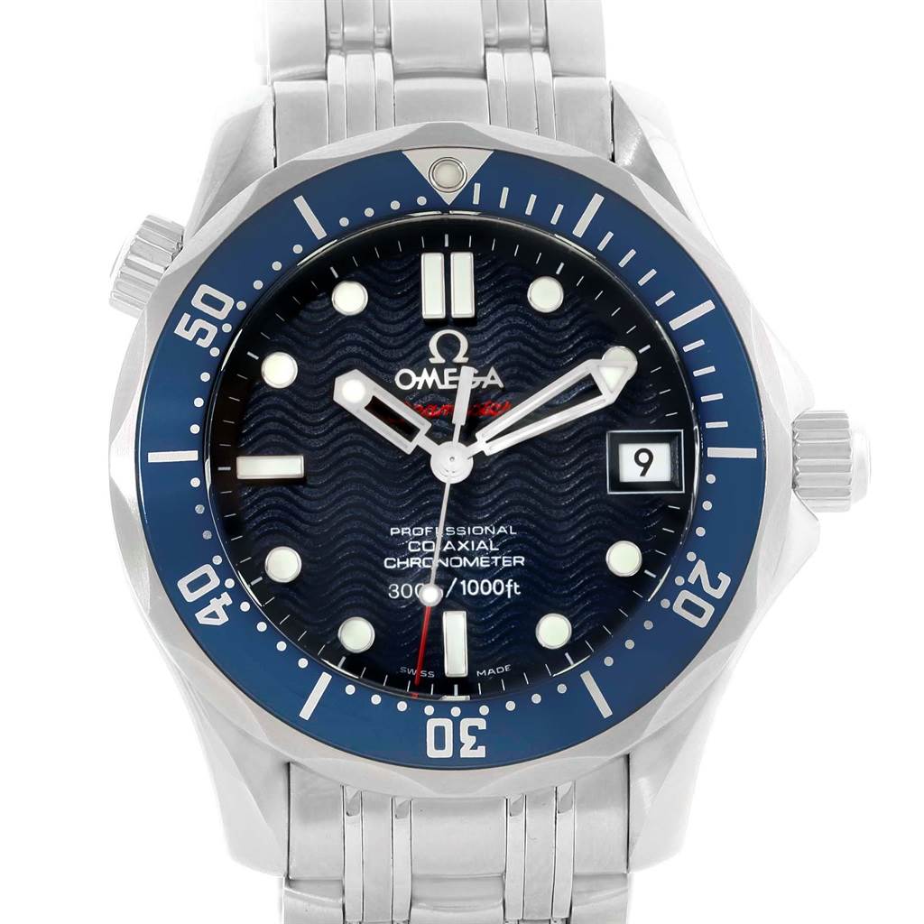 The image shows a frontal view of the Omega Seamaster 2222.80.00 Men
s Stainless Steel Blue Dial 2222.80.00 Men
s Stainless Steel Blue Dial watch, highlighting the dial, bezel, hands, date window, and bracelet.