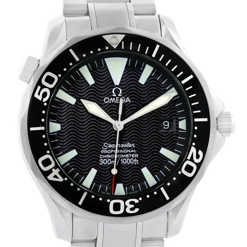 This image shows a front view of the Omega Seamaster 2254.50.00 Men
s Stainless Steel Black Dial 2254.50.00 Men
s Stainless Steel Black Dial watch, highlighting its dial, bezel, crown, and part of the bracelet.