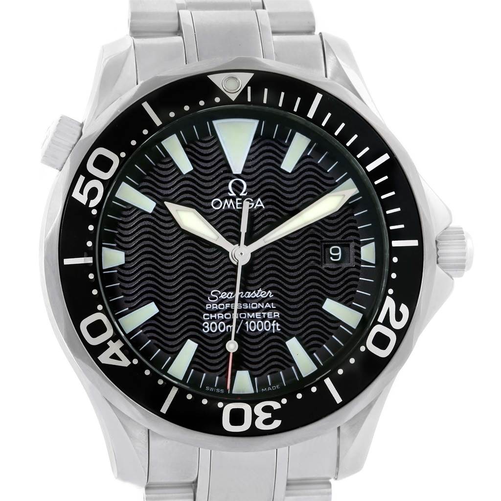 The image shows a front view of an Omega Seamaster 2254.50.00 Men
s Stainless Steel Black Dial 2254.50.00 Men
s Stainless Steel Black Dial watch, displaying the dial, bezel, and part of the bracelet.