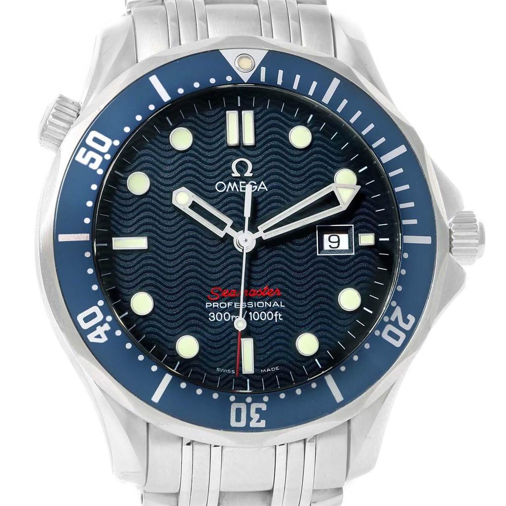 The image shows a frontal view of an Omega Seamaster 2221.80.00 Men
s Stainless Steel Blue Dial 2221.80.00 Men
s Stainless Steel Blue Dial watch, highlighting the dial, bezel, hands, and bracelet.