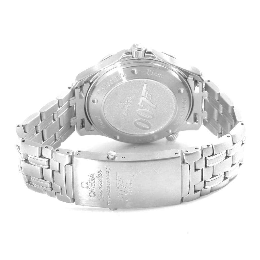 The image shows the back case and clasp of the Omega Seamaster 212.30.41.20.01.001 Men
s Stainless Steel Black Dial 212.30.41.20.01.001 Men
s Stainless Steel Black Dial 007 watch at an angle.