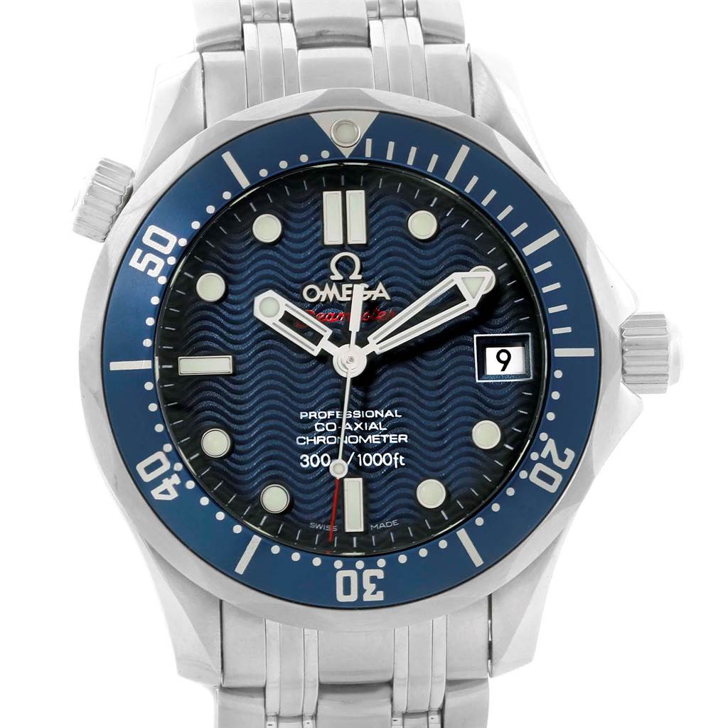 The image shows a front view of the Omega Seamaster 2222.80.00 Men
s Stainless Steel Blue Dial 2222.80.00 Men
s Stainless Steel Blue Dial watch, displaying its blue dial, rotating bezel, date window, and stainless steel bracelet.
