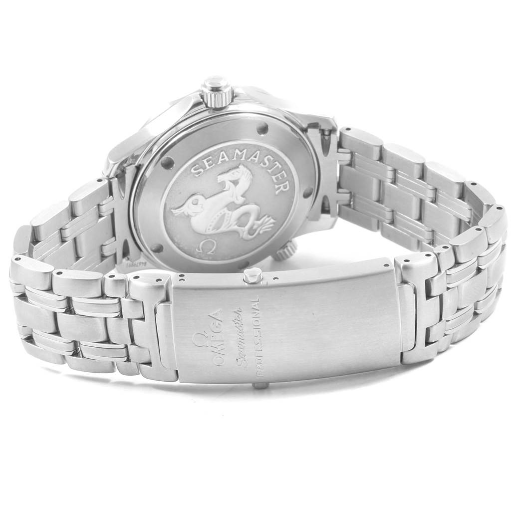 The image shows the back case and bracelet of an Omega Seamaster 2222.80.00 Men
s Stainless Steel Blue Dial 2222.80.00 Men
s Stainless Steel Blue Dial watch, highlighting the engraved logo and clasp.