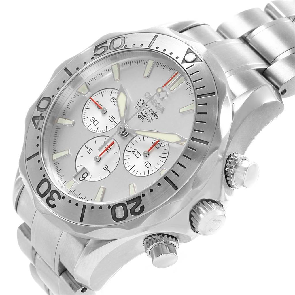 This Omega Seamaster 2589.30.00 Men
s Stainless Steel Silver Dial 2589.30.00 Men
s Stainless Steel Silver Dial watch is shown at an angle showcasing the dial, bezel, and side buttons.