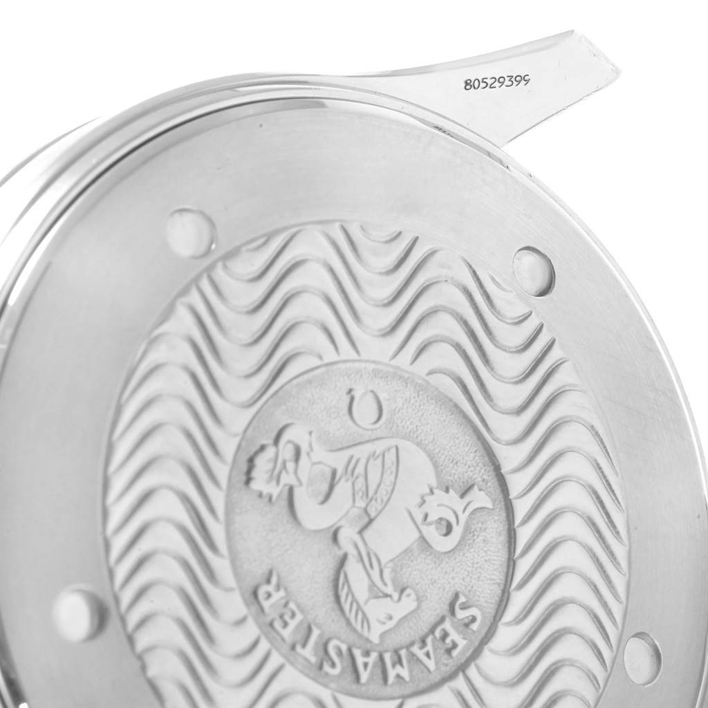 The image shows the case back of the Omega Seamaster 2531.80.00 Men
s Stainless Steel Blue Dial 2531.80.00 Men
s Stainless Steel Blue Dial watch, featuring intricate engravings and a partial serial number.