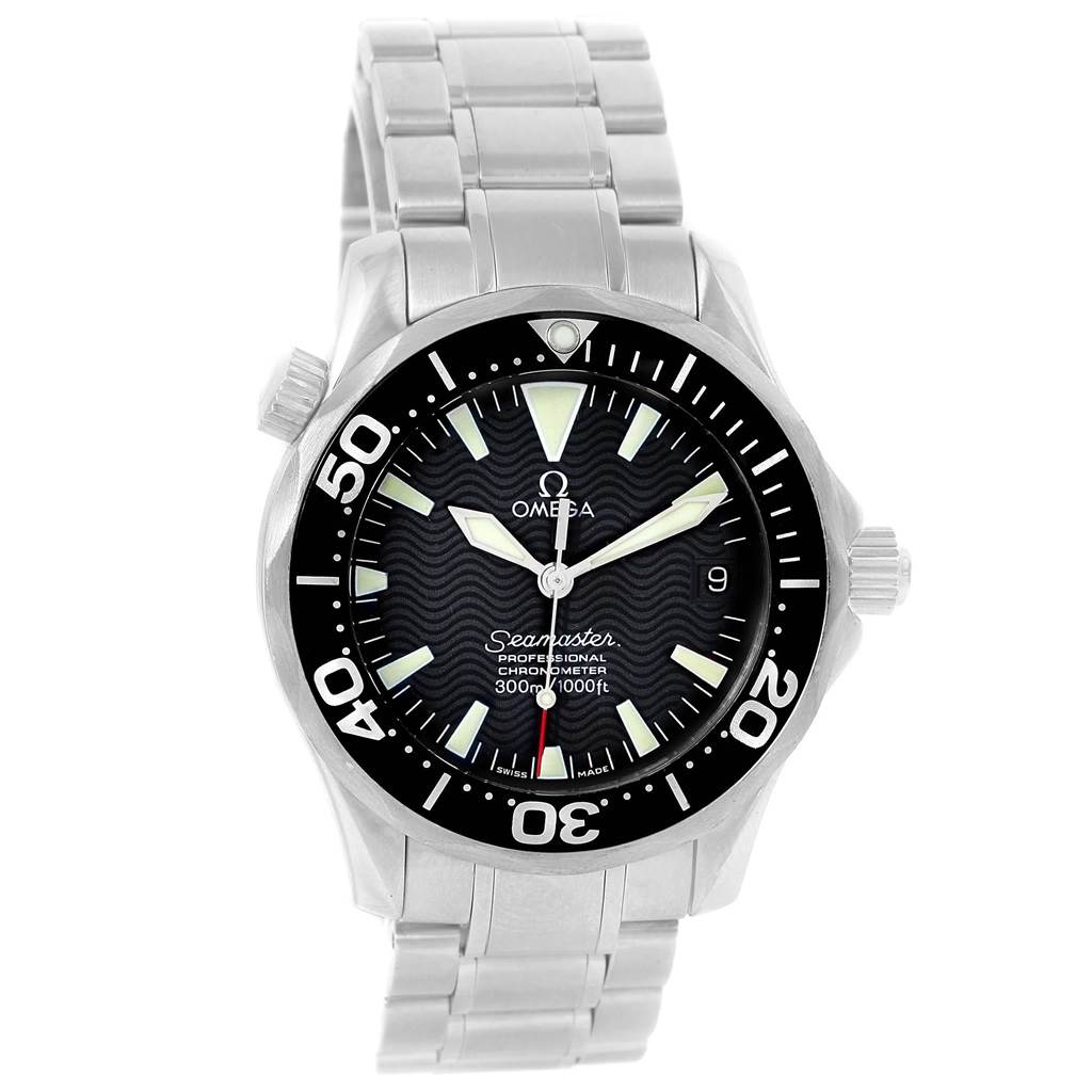 The image shows a front view of the Omega Seamaster 2252.50.00 Men
s Stainless Steel Black Dial 2252.50.00 Men
s Stainless Steel Black Dial watch, highlighting its dial, bezel, and bracelet.
