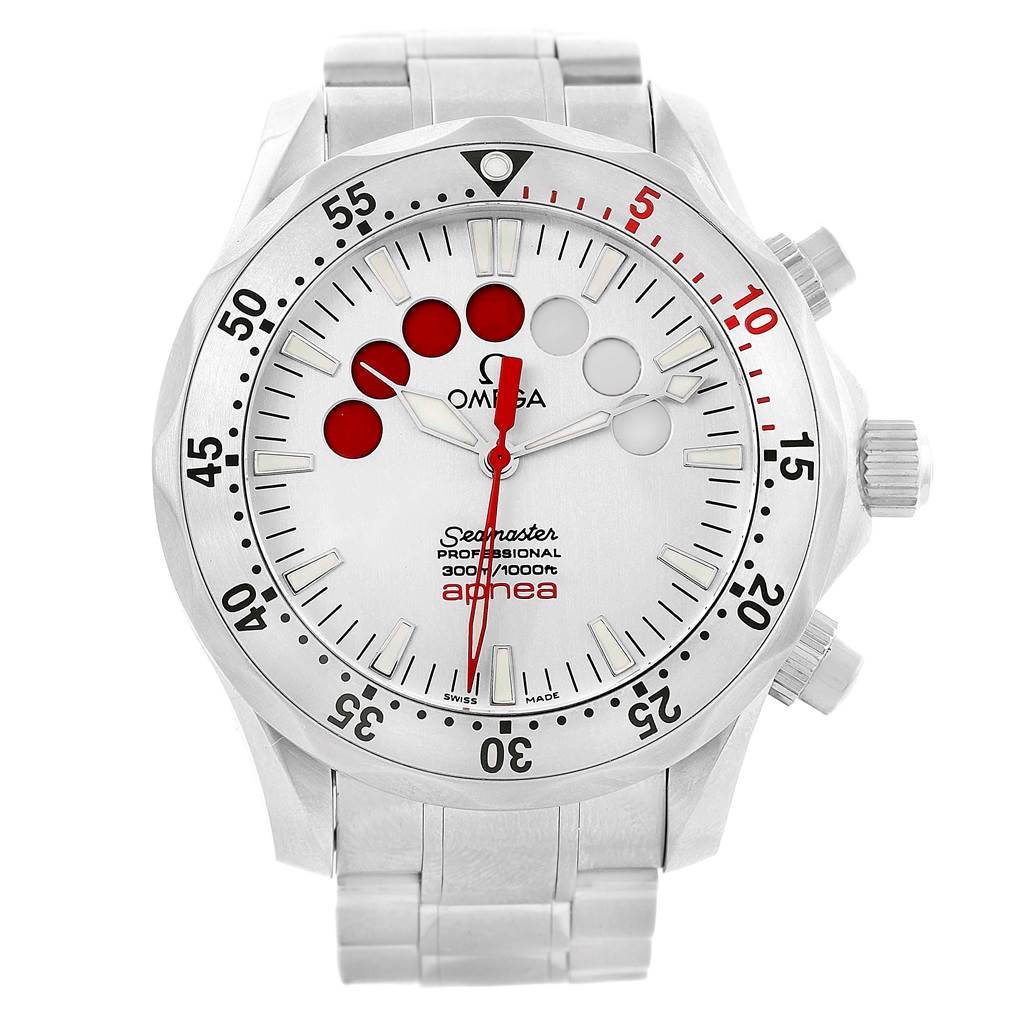 The image shows a front view of an Omega Seamaster 2595.30.00 Men
s Stainless Steel Silver Dial 2595.30.00 Men
s Stainless Steel Silver Dial model watch displaying its face, bezel, and bracelet.