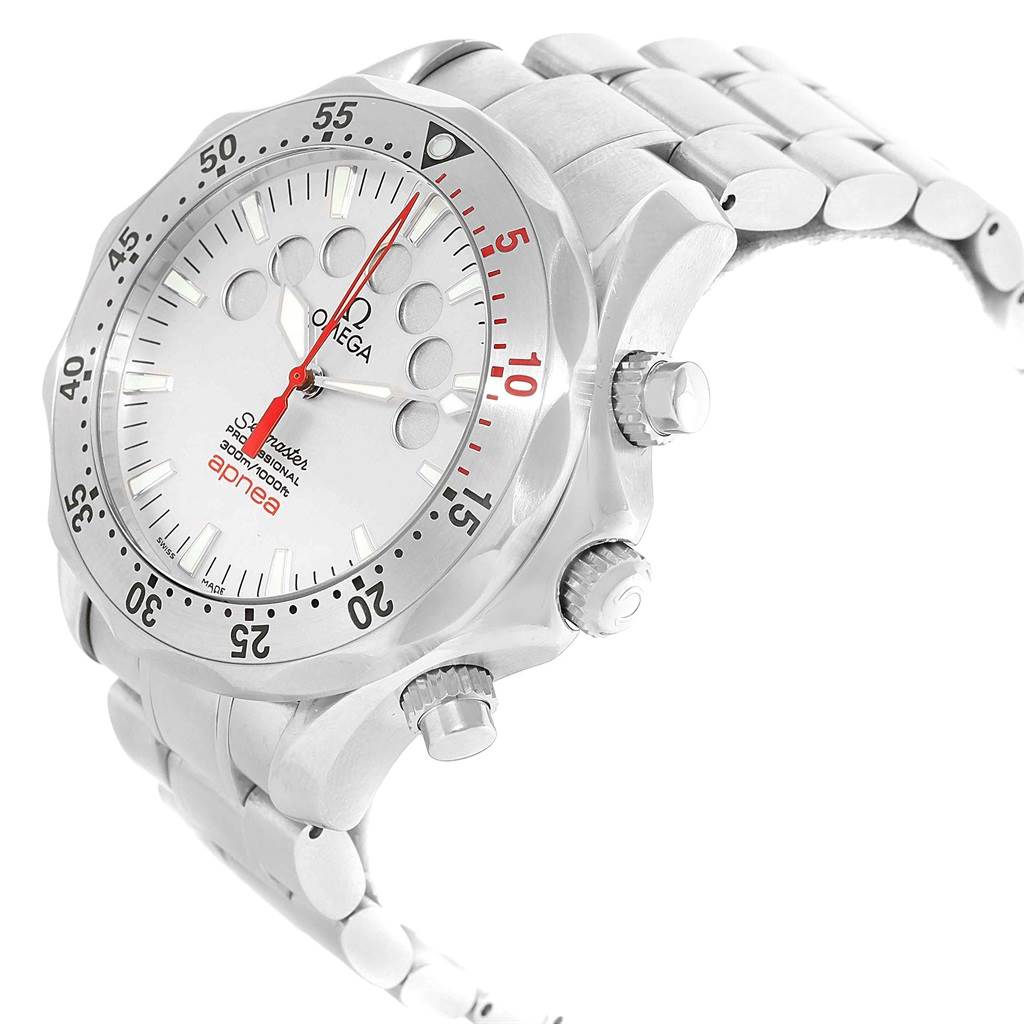 This image shows a close-up, angled view of an Omega Seamaster 2595.30.00 Men
s Stainless Steel Silver Dial 2595.30.00 Men
s Stainless Steel Silver Dial watch, highlighting the face, bezel, crown, and bracelet.