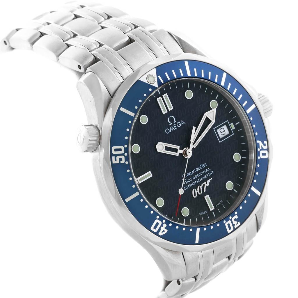 The image shows a side and front angle of the Omega Seamaster 2537.80.00 Men
s Stainless Steel Blue Dial 2537.80.00 Men
s Stainless Steel Blue Dial watch, highlighting its dial, bezel, bracelet, and date display.