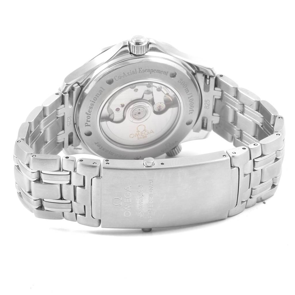 The image shows the case back and bracelet of an Omega Seamaster 2535.80.00 Men
s Stainless Steel Blue Dial 2535.80.00 Men
s Stainless Steel Blue Dial watch from a rear angle.