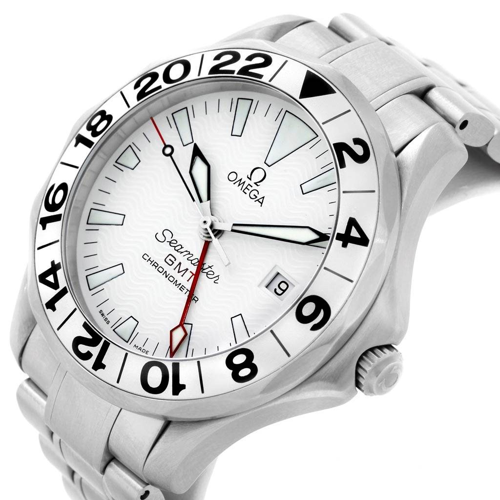 The image shows an Omega Seamaster 2538.20.00 Men
s Stainless Steel White Dial 2538.20.00 Men
s Stainless Steel White Dial watch, displaying a close-up of the dial, bezel, bracelet, and crown at an angled view.