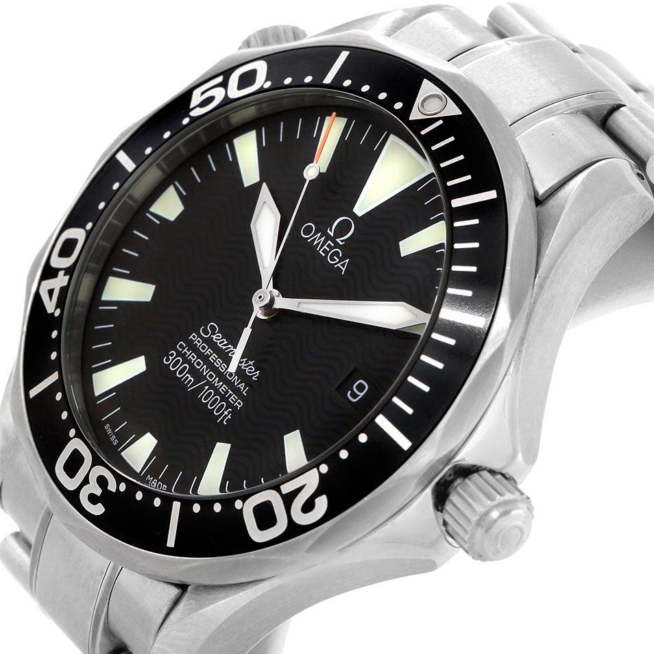 This image shows a close-up of the Omega Seamaster 2254.50.00 Men
s Stainless Steel Black Dial 2254.50.00 Men
s Stainless Steel Black Dial watch, highlighting the dial, bezel, and part of the stainless steel bracelet.
