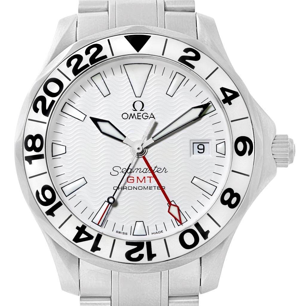 The image shows a front view of an Omega Seamaster 2538.20.00 Men
s Stainless Steel White Dial 2538.20.00 Men
s Stainless Steel White Dial GMT Chronometer watch, displaying the dial, hands, date window, and part of the bracelet.