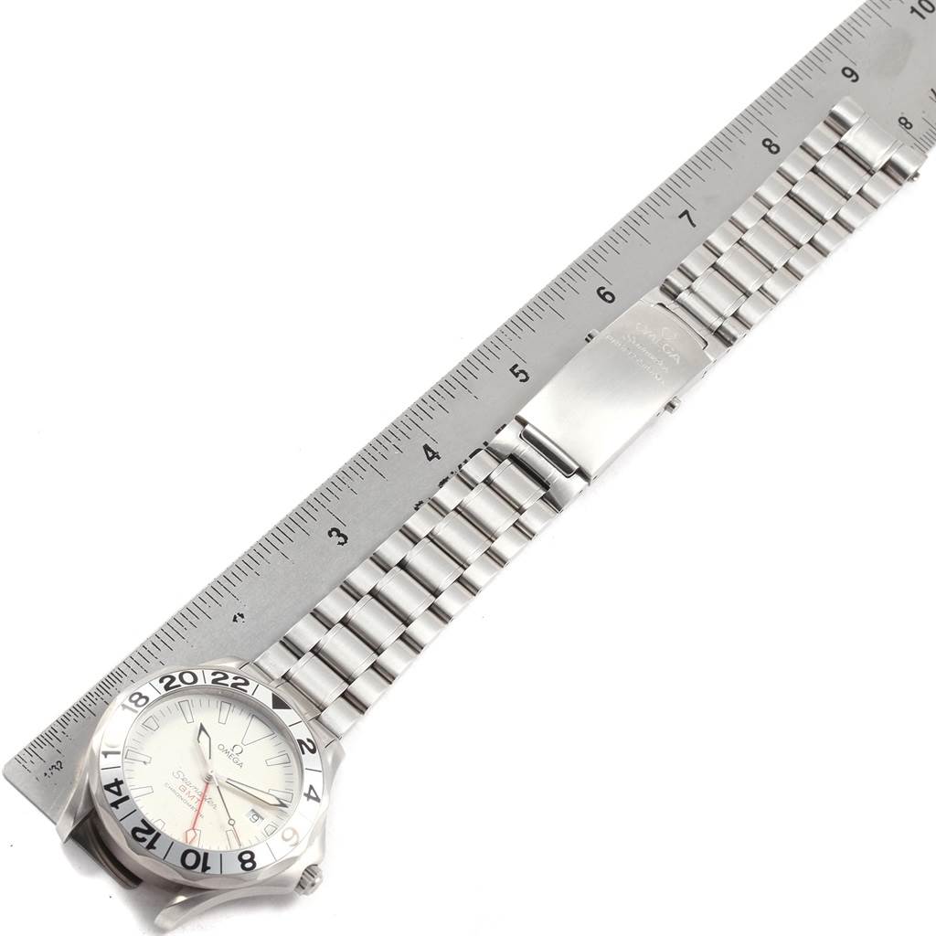 The Omega Seamaster 2538.20.00 Men
s Stainless Steel White Dial 2538.20.00 Men
s Stainless Steel White Dial watch is shown from an overhead angle, displaying the face, bezel, band, and clasp.