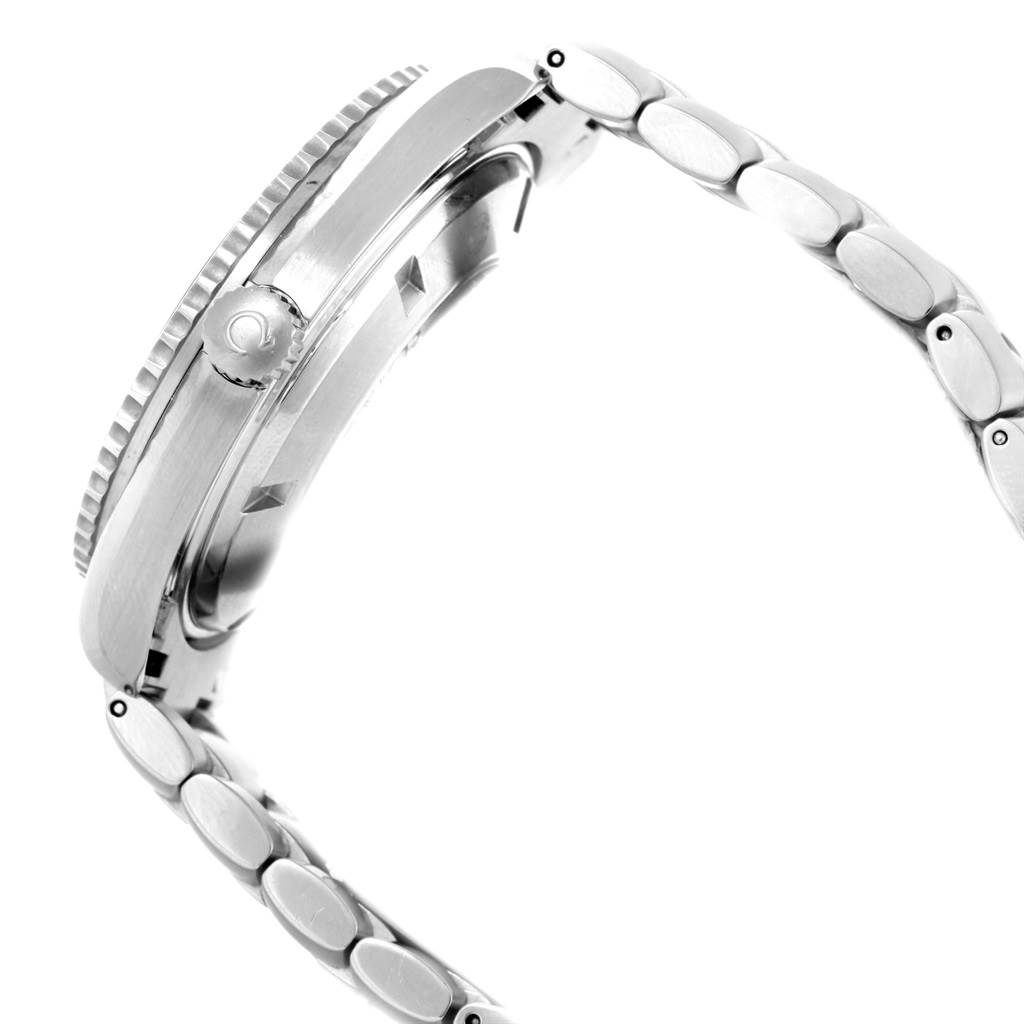 The image shows the side view of an Omega Seamaster 2200.50.00 Men
s Stainless Steel Black Dial 2200.50.00 Men
s Stainless Steel Black Dial watch, highlighting the crown, bezel, and bracelet.