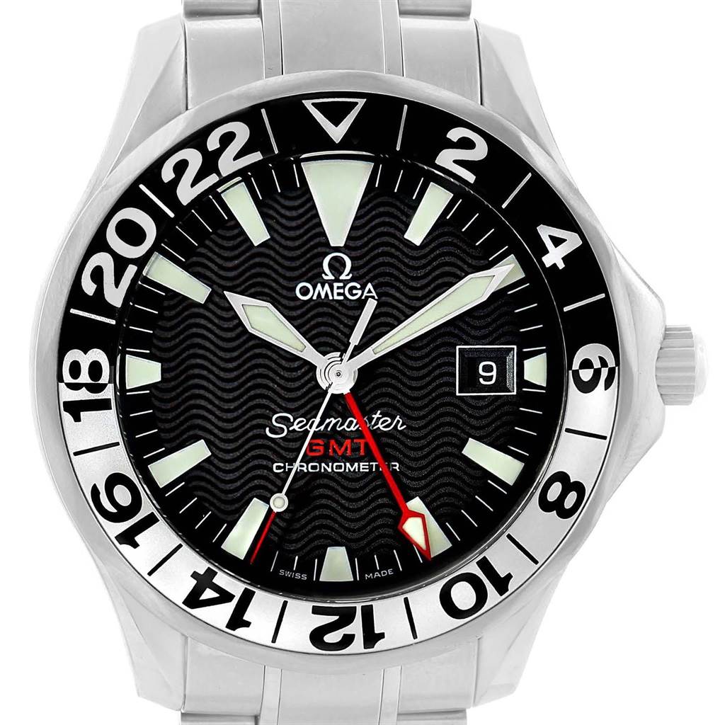 The image shows a front view of the Omega Seamaster 2536.50.00 Men's Stainless Steel Black Dial 2536.50.00 Men's Stainless Steel Black Dial GMT Chronometer watch, displaying the face, bezel, and part of the metal bracelet.