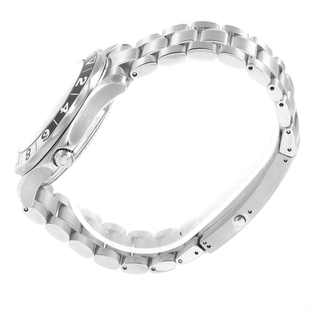 The image displays the side view of an Omega Seamaster 2234.50.00 Men
s Stainless Steel Black Dial 2234.50.00 Men
s Stainless Steel Black Dial watch, focusing on the case, crown, and metal bracelet.