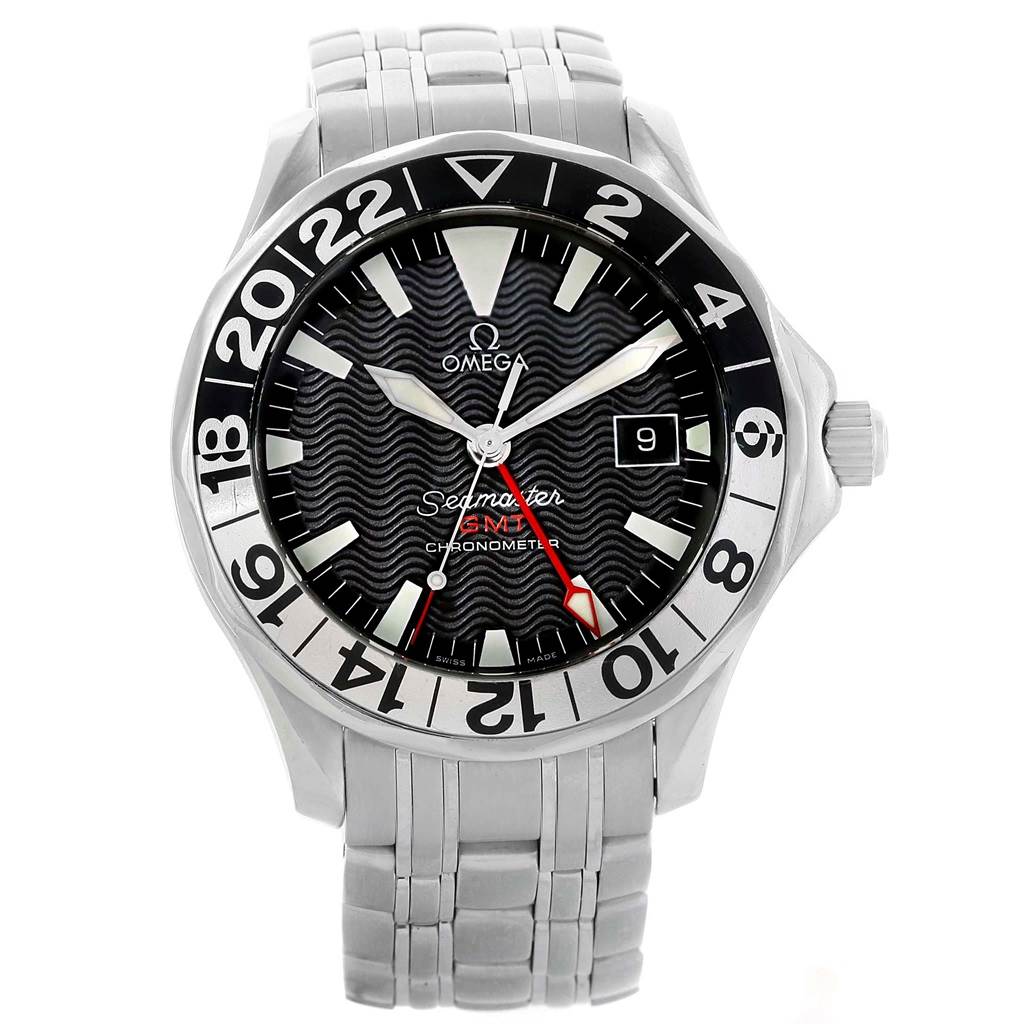 The image shows a front view of an Omega Seamaster 2534.50.00 Men
s Stainless Steel Black Dial 2534.50.00 Men
s Stainless Steel Black Dial watch, highlighting its face, bezel, and bracelet.