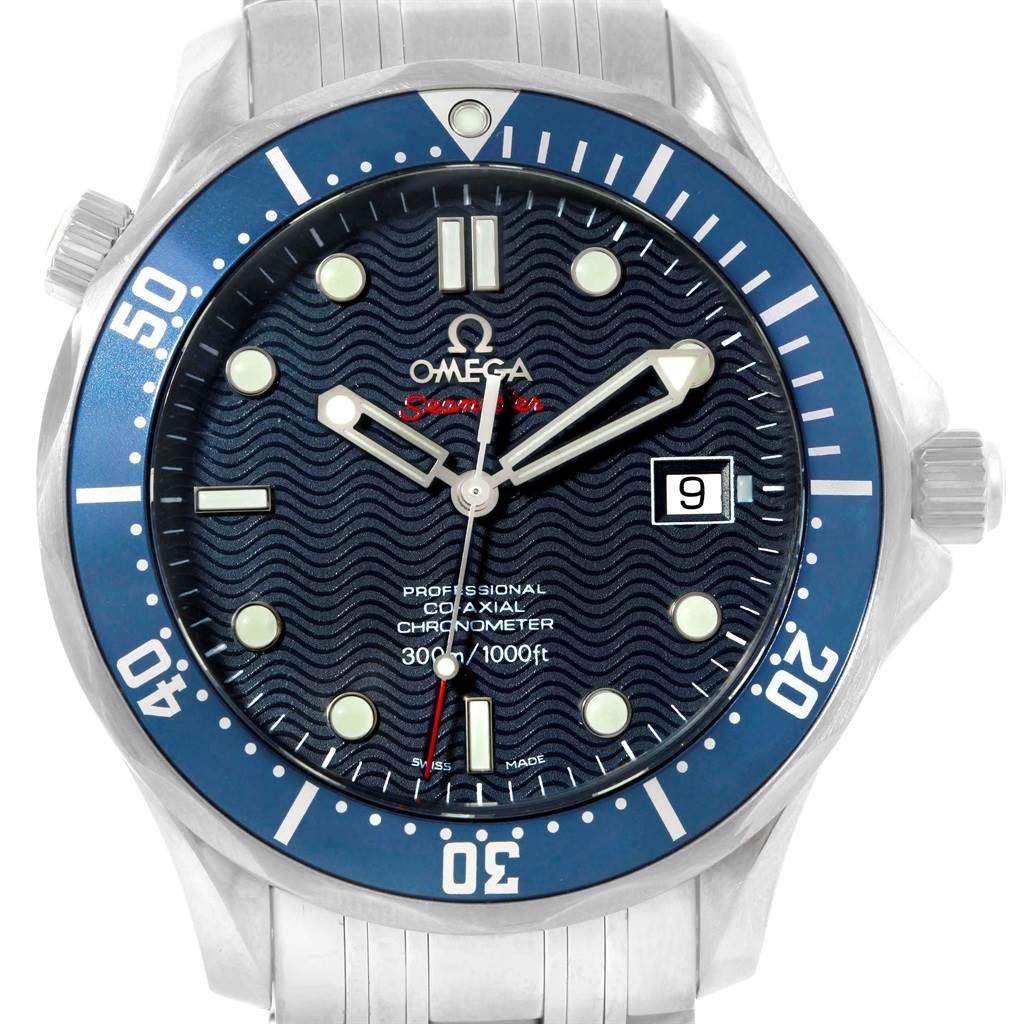 This image shows a frontal view of the Omega Seamaster 2220.80.00 Men's Stainless Steel Blue Dial 2220.80.00 Men's Stainless Steel Blue Dial watch, highlighting its face, bezel, and bracelet.