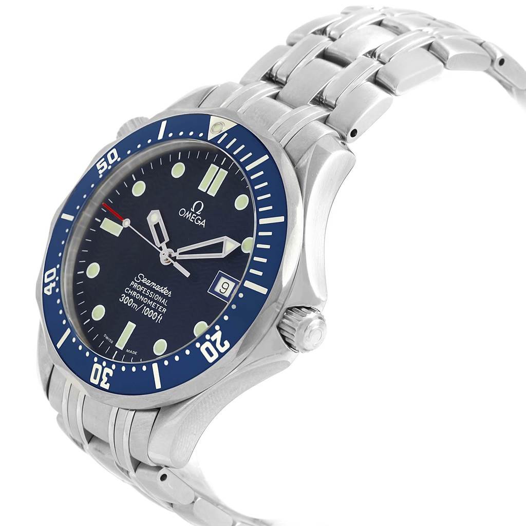 The image shows a side angle of an Omega Seamaster 2531.80.00 Men
s Stainless Steel Blue Dial 2531.80.00 Men
s Stainless Steel Blue Dial watch, highlighting its blue bezel and dial, stainless steel case, bracelet, and crown.