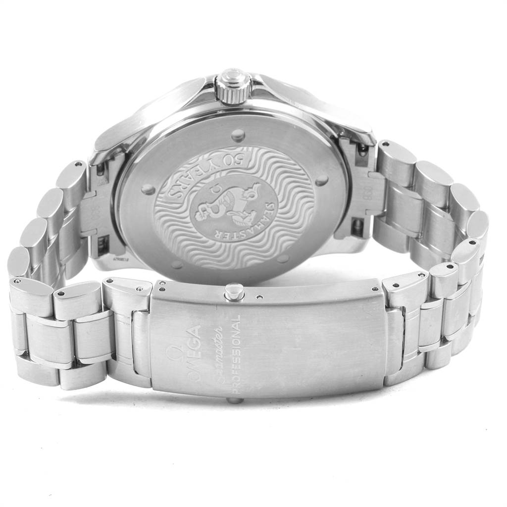 The image shows the back case and bracelet of an Omega Seamaster 2234.50.00 Men
s Stainless Steel Black Dial 2234.50.00 Men
s Stainless Steel Black Dial watch from a rear angle.