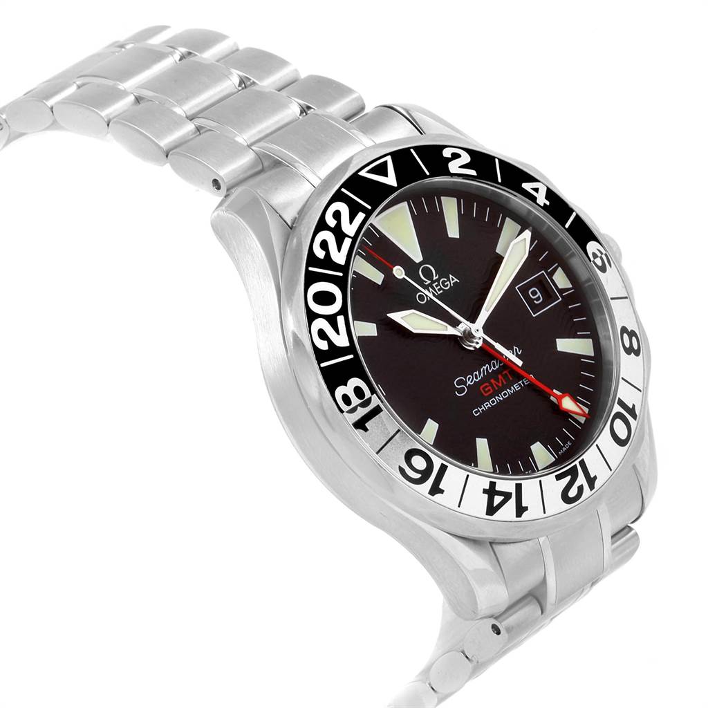 The image shows an angled side view of the Omega Seamaster 2234.50.00 Men
s Stainless Steel Black Dial 2234.50.00 Men
s Stainless Steel Black Dial watch, showcasing the bezel, dial, and part of the bracelet.