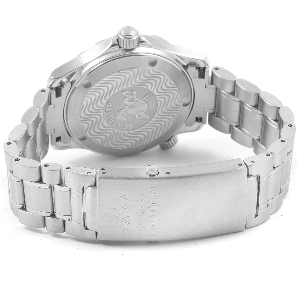 The image shows the back and clasp of the Omega Seamaster 2262.50.00 Men
s Stainless Steel Black Dial 2262.50.00 Men
s Stainless Steel Black Dial watch, highlighting its engraved case back and metal bracelet.