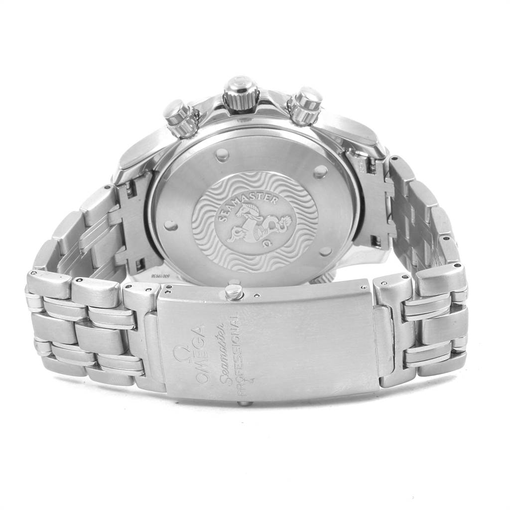 The image shows the back case and clasp of the Omega Seamaster 2599.80.00 Men
s Stainless Steel Blue Dial 2599.80.00 Men
s Stainless Steel Blue Dial watch, highlighting the engravings and metal bracelet.