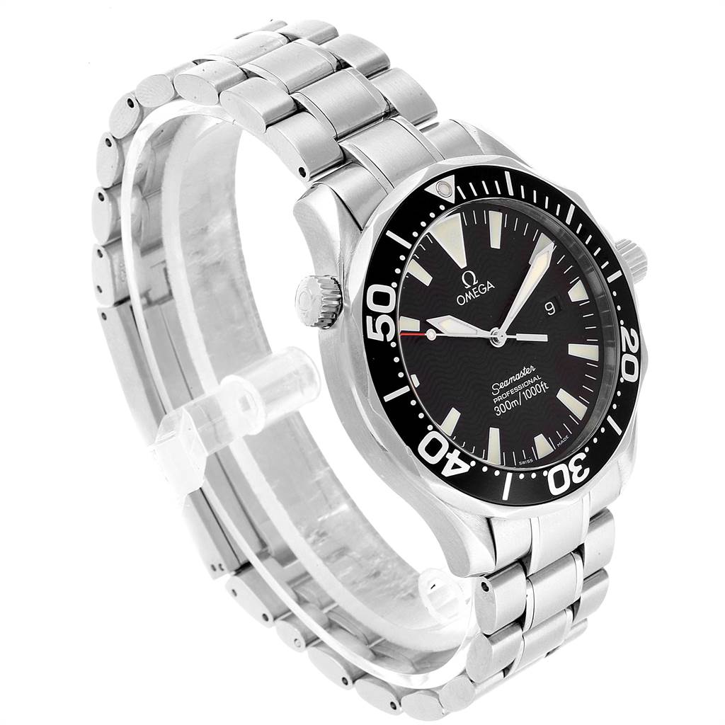 This image displays an Omega Seamaster 2264.50.00 Men
s Stainless Steel Black Dial 2264.50.00 Men
s Stainless Steel Black Dial watch at a slight angle, highlighting the face, bezel, and bracelet.