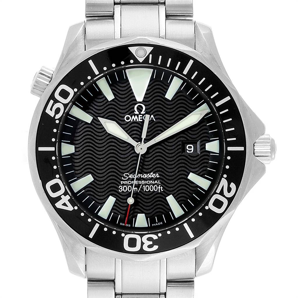 The image shows a front view of the Omega Seamaster 2264.50.00 Men
s Stainless Steel Black Dial 2264.50.00 Men
s Stainless Steel Black Dial watch, highlighting its face, bezel, crown, and part of the metal strap.