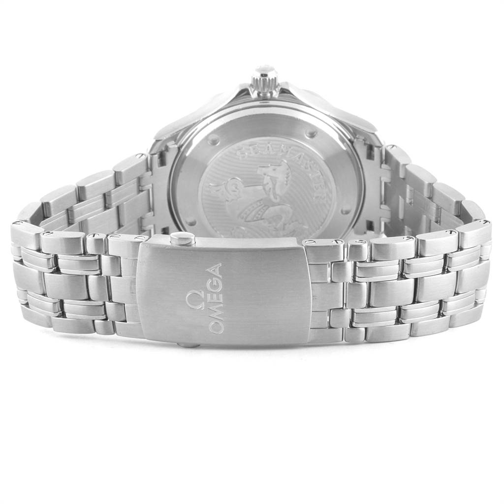 The image shows the back view of an Omega Seamaster 212.30.41.20.01.003 Men
s Stainless Steel Black Dial 212.30.41.20.01.003 Men
s Stainless Steel Black Dial watch, highlighting the clasp and bracelet.