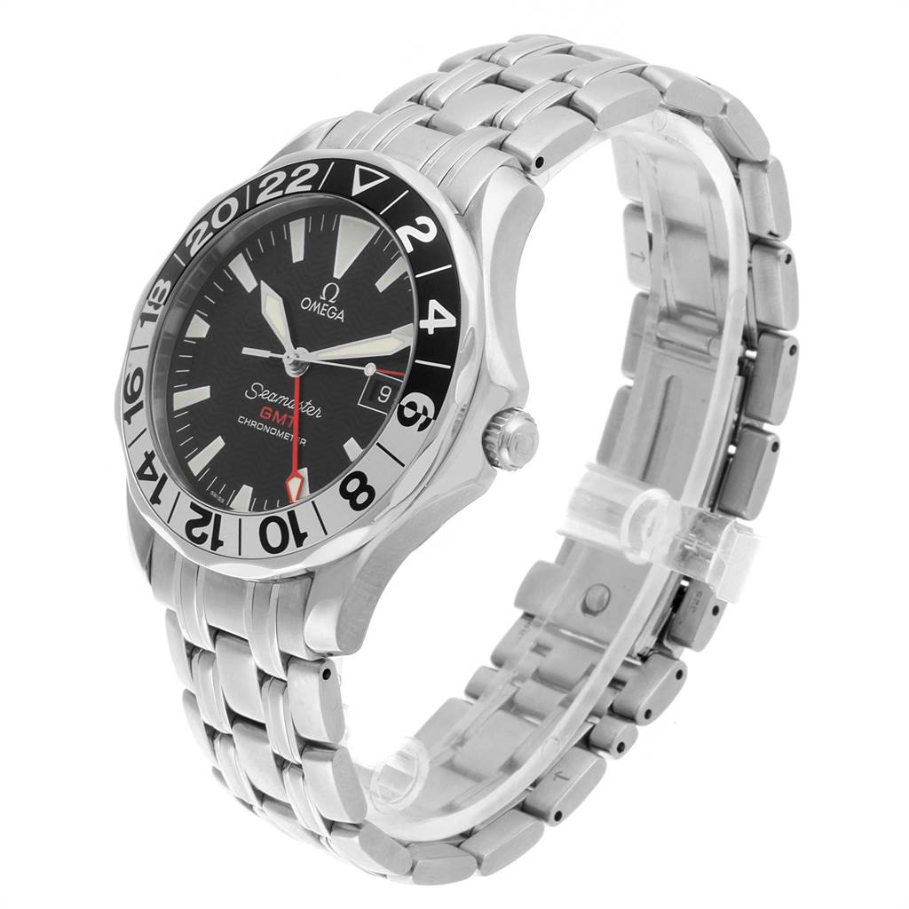 The image shows a side and angled view of an Omega Seamaster 2534.50.00 Men
s Stainless Steel Black Dial 2534.50.00 Men
s Stainless Steel Black Dial watch, highlighting its face, bezel, crown, and bracelet.