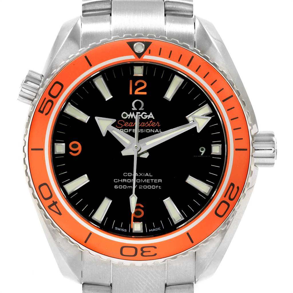 The image shows a front view of an Omega Seamaster 232.30.46.21.01.002 Men
s Stainless Steel Black Dial 232.30.46.21.01.002 Men
s Stainless Steel Black Dial watch, highlighting the dial, bezel, and part of the bracelet.