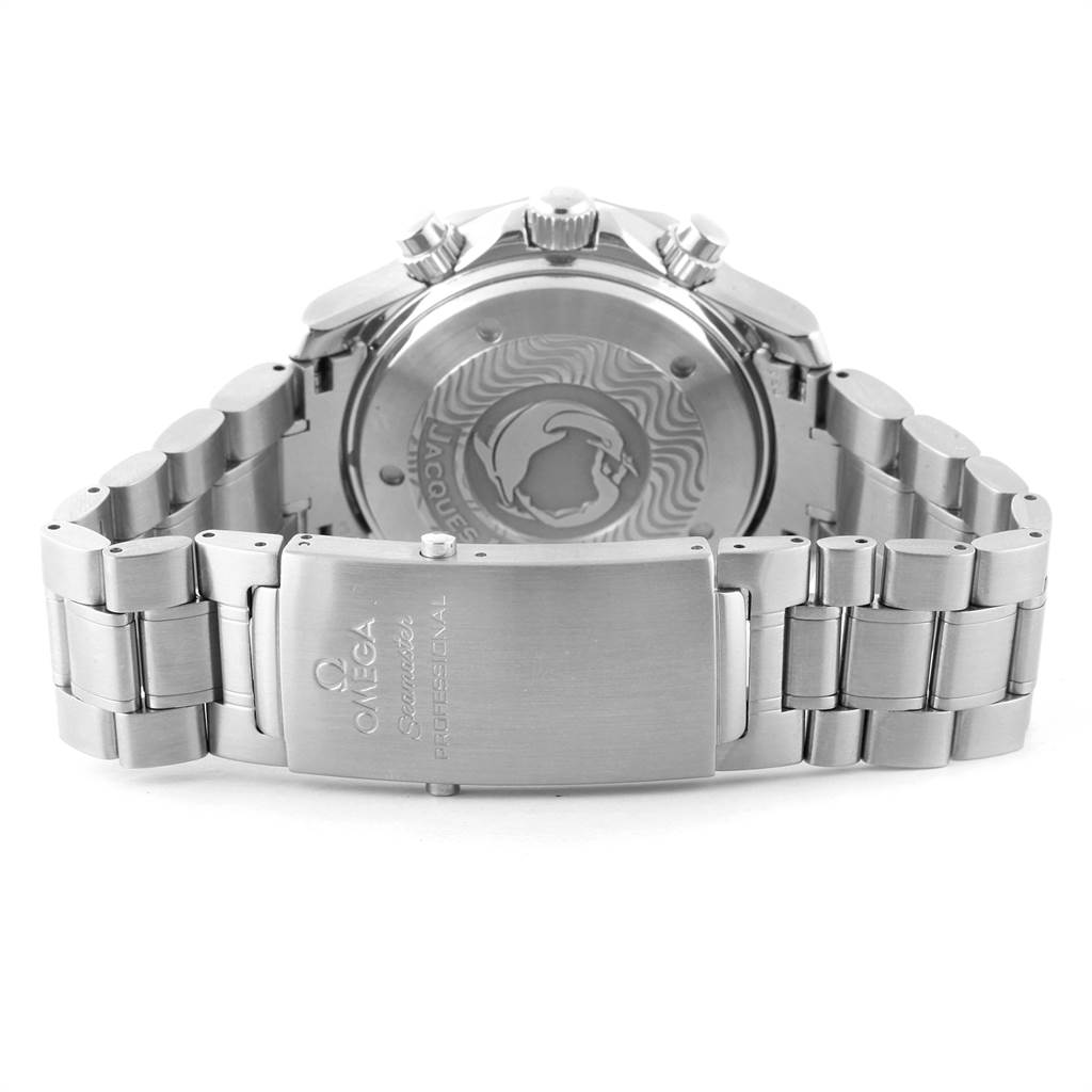 The image shows the back of an Omega Seamaster 2595.30.00 Men
s Stainless Steel Silver Dial 2595.30.00 Men
s Stainless Steel Silver Dial watch including the case back, clasp, and bracelet.