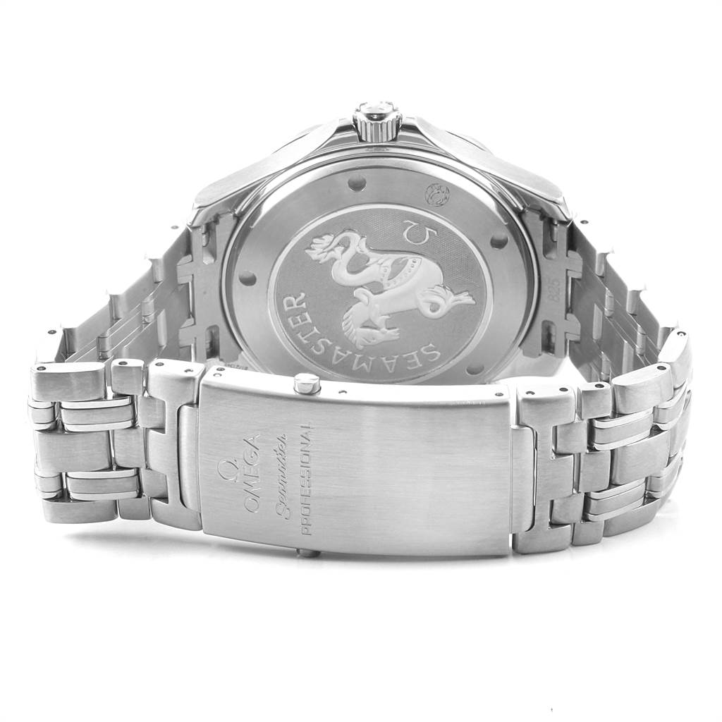 The image shows the back case and metal bracelet of an Omega Seamaster 2220.80.00 Men
s Stainless Steel Blue Dial 2220.80.00 Men
s Stainless Steel Blue Dial watch, emphasizing the clasp and logo details.