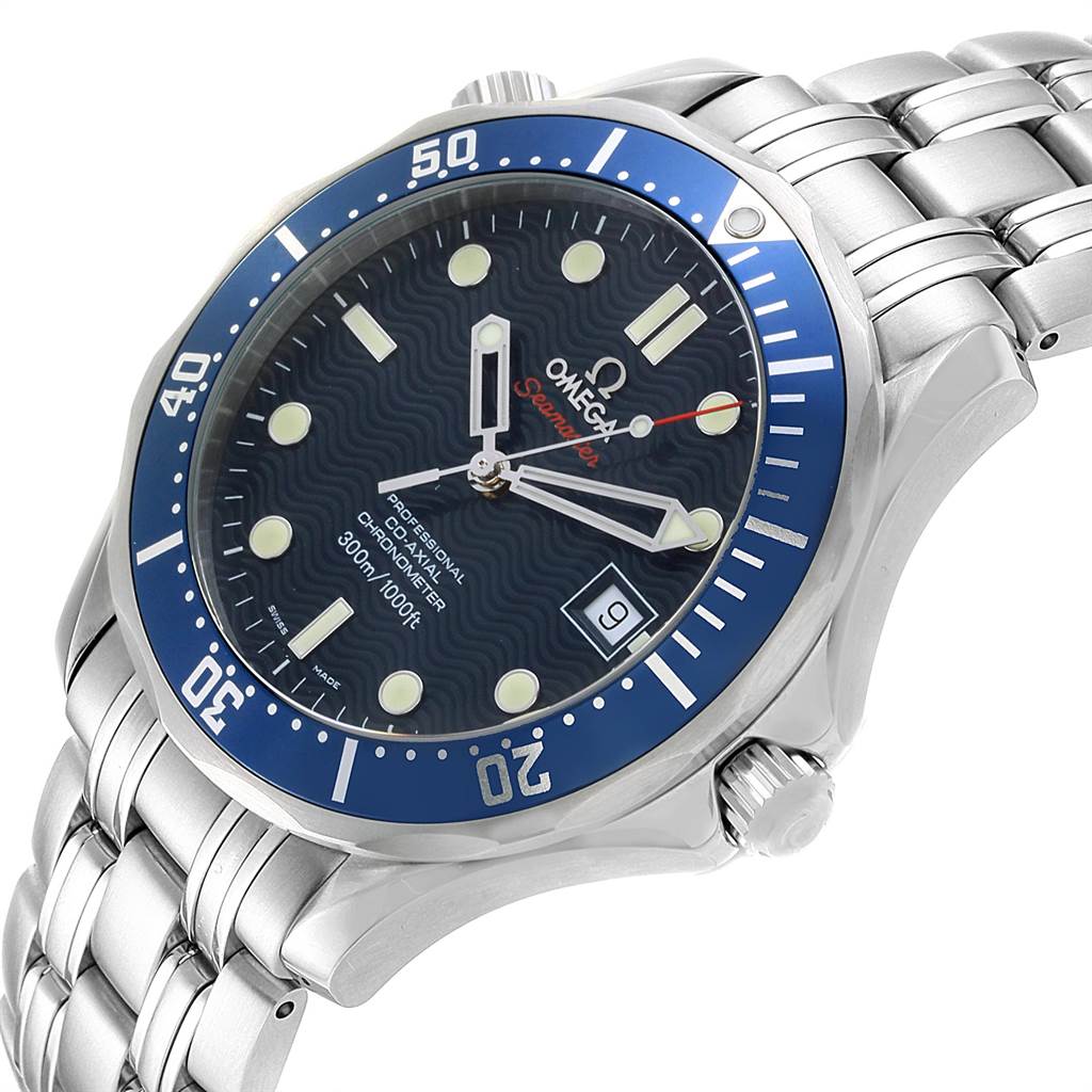 This image shows an Omega Seamaster 2220.80.00 Men
s Stainless Steel Blue Dial 2220.80.00 Men
s Stainless Steel Blue Dial watch at an angle highlighting the dial, bezel, crown, and a section of the metal bracelet.