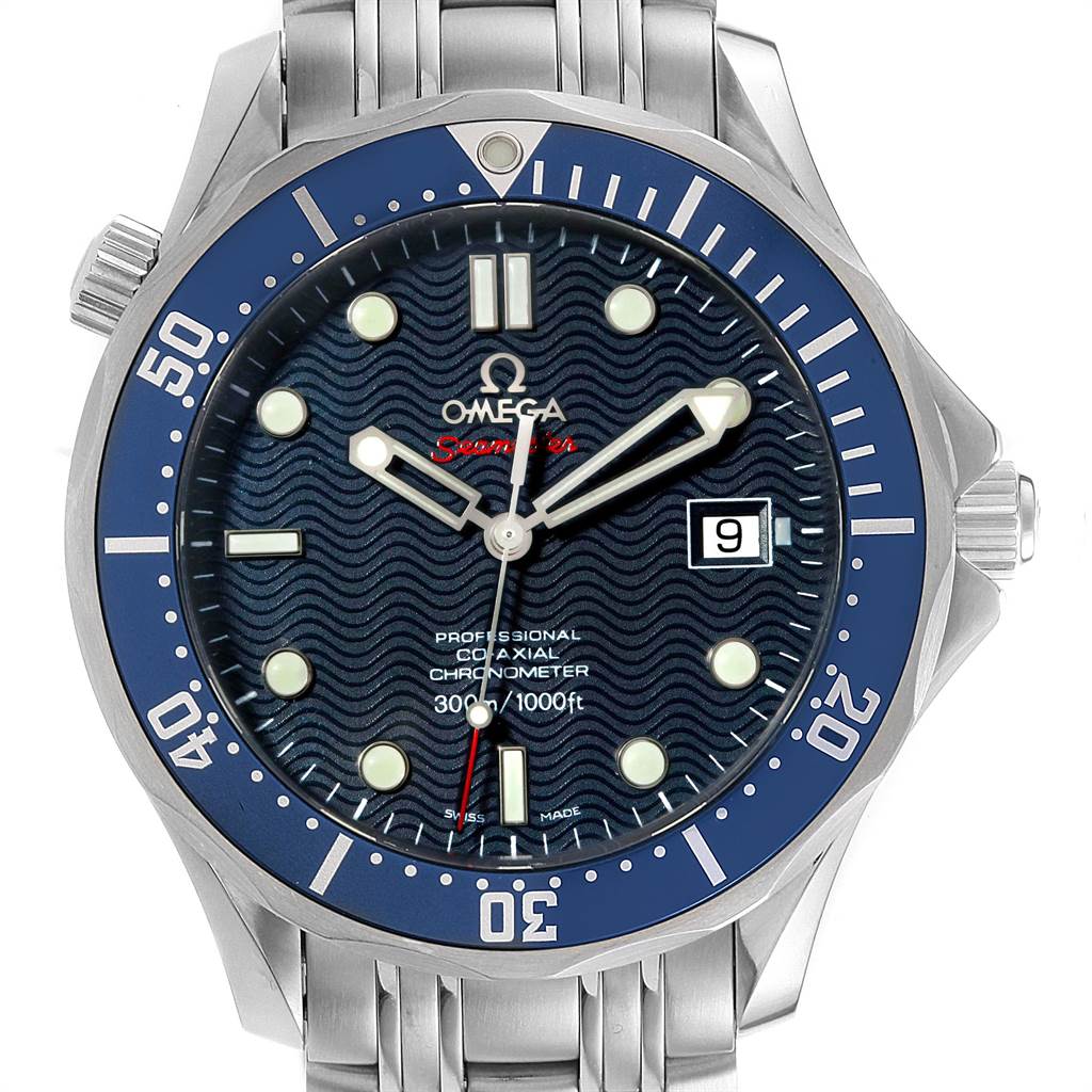 The Omega Seamaster 2220.80.00 Men
s Stainless Steel Blue Dial 2220.80.00 Men
s Stainless Steel Blue Dial watch is shown from a front angle, displaying its dial, bezel, hands, date window, and bracelet.