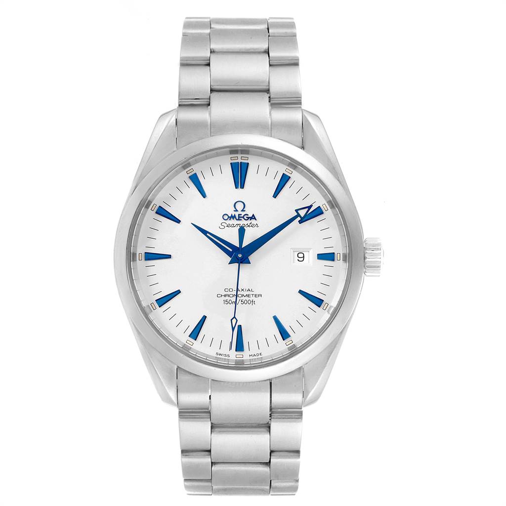 The image shows an Omega Seamaster 2502.33.00 Men
s Stainless Steel White Dial 2502.33.00 Men
s Stainless Steel White Dial watch from a straight-on angle, highlighting the dial, hands, date, and bracelet.