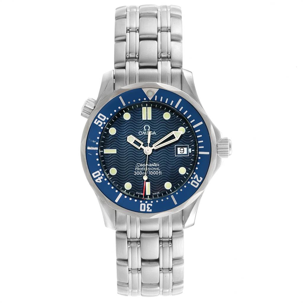 The image shows a front view of an Omega Seamaster 2561.80.00 Men
s Stainless Steel Blue Dial 2561.80.00 Men
s Stainless Steel Blue Dial watch, highlighting the dial, bezel, and metal bracelet.