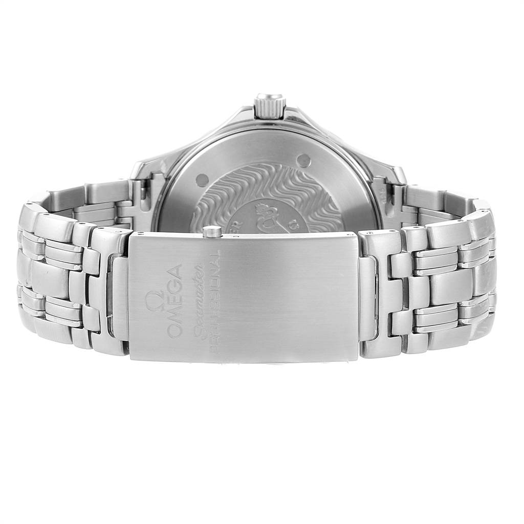 The image shows the back side of the Omega Seamaster 2531.80.00 Men
s Stainless Steel Blue Dial 2531.80.00 Men
s Stainless Steel Blue Dial watch, highlighting the clasp and the case back.