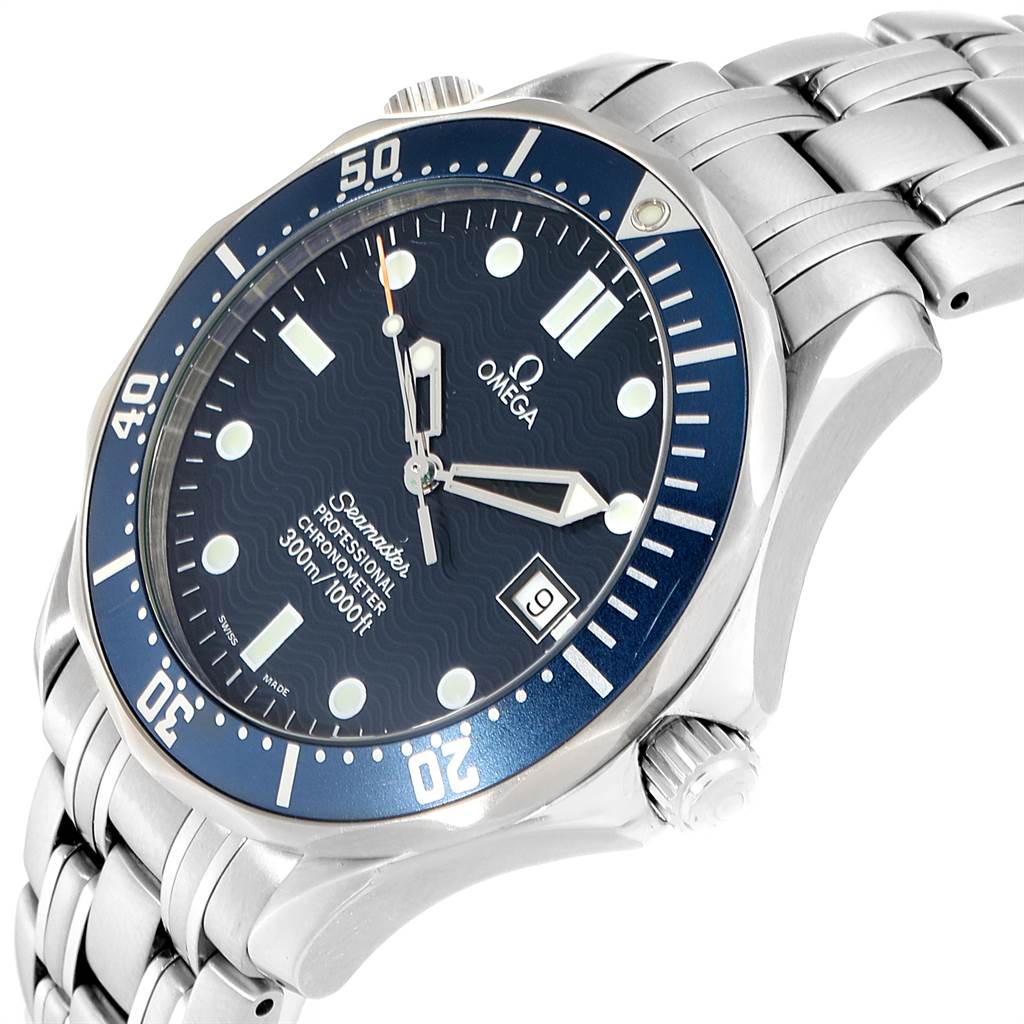 The image shows a side angle of an Omega Seamaster 2531.80.00 Men
s Stainless Steel Blue Dial 2531.80.00 Men
s Stainless Steel Blue Dial watch, highlighting its blue dial, bezel, crown, and metal bracelet.