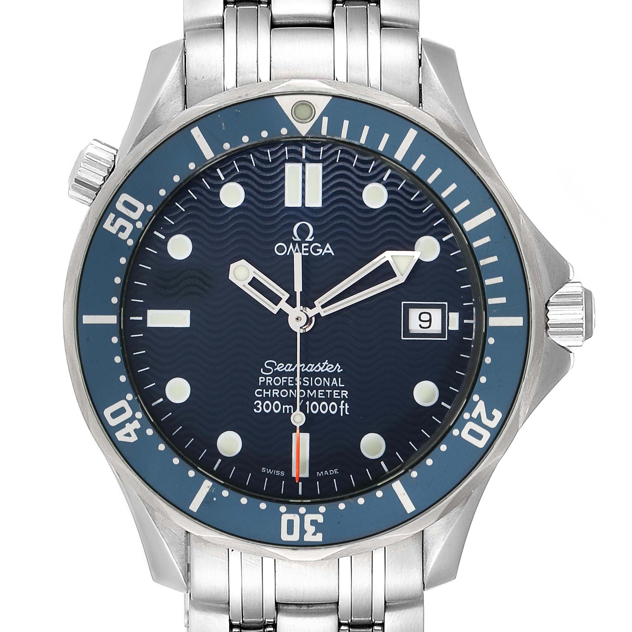 This is a frontal view of the Omega Seamaster 2531.80.00 Men
s Stainless Steel Blue Dial 2531.80.00 Men
s Stainless Steel Blue Dial, showing its dial, hands, bezel, crown, and bracelet.