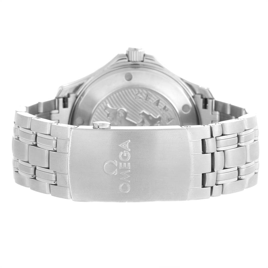 This image shows the back view of an Omega Seamaster 212.30.41.20.03.001 Men
s Stainless Steel Blue Dial 212.30.41.20.03.001 Men
s Stainless Steel Blue Dial watch, displaying its clasp and part of the bracelet.