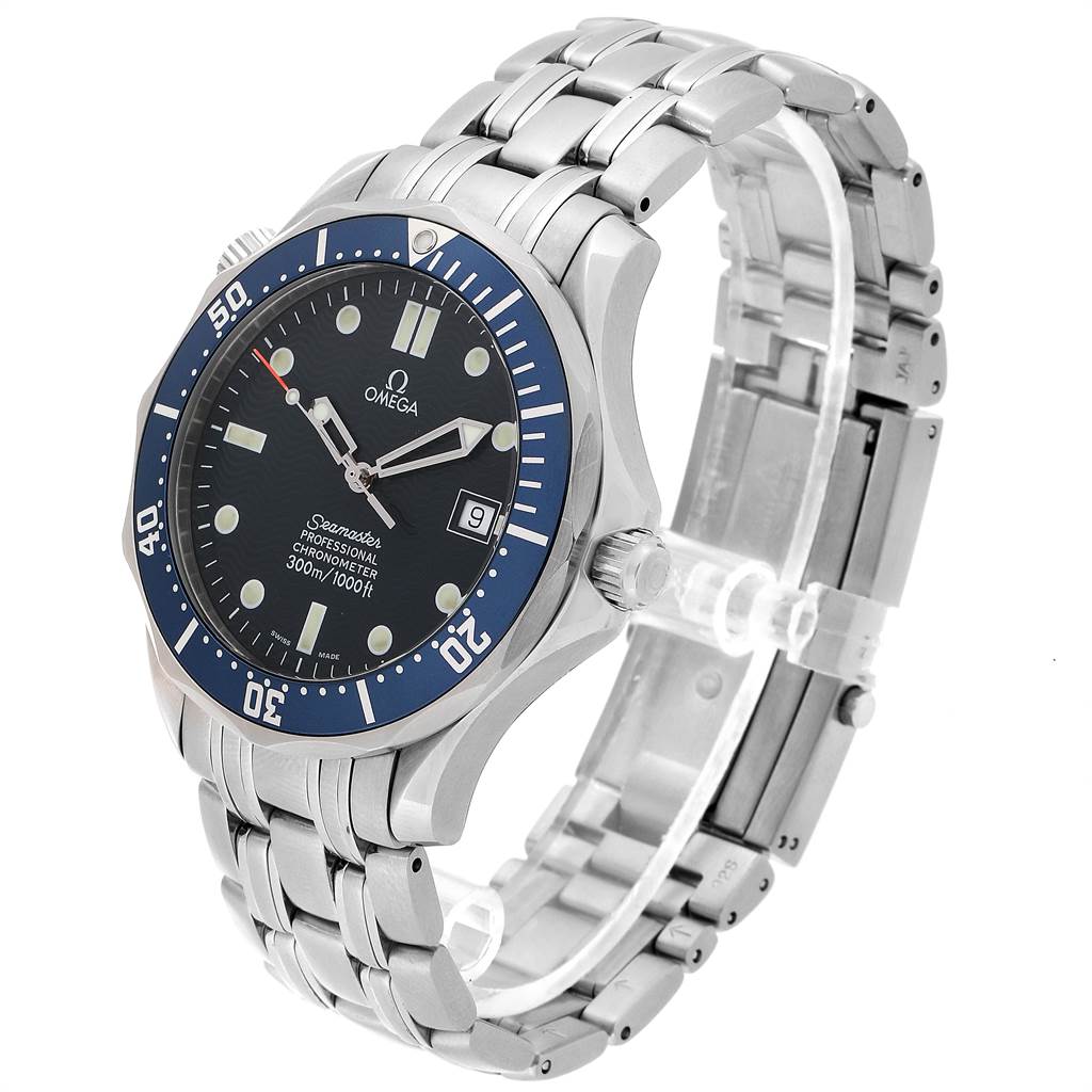 The image shows an Omega Seamaster 2531.80.00 Men
s Stainless Steel Blue Dial 2531.80.00 Men
s Stainless Steel Blue Dial watch from a three-quarter angle, highlighting its face, bezel, crown, and bracelet.