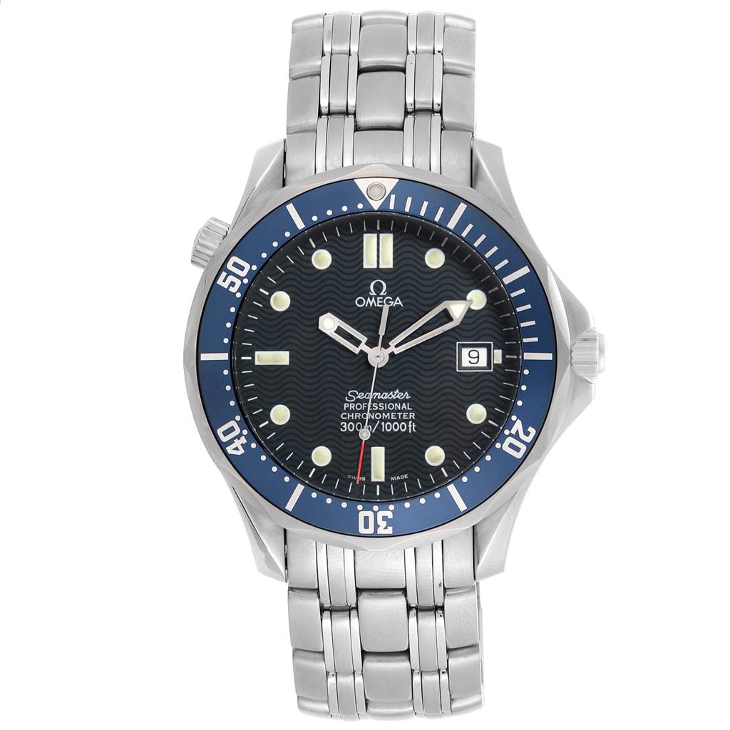 The image shows a front view of an Omega Seamaster 2531.80.00 Men
s Stainless Steel Blue Dial 2531.80.00 Men
s Stainless Steel Blue Dial watch, highlighting the dial, bezel, and metal bracelet.