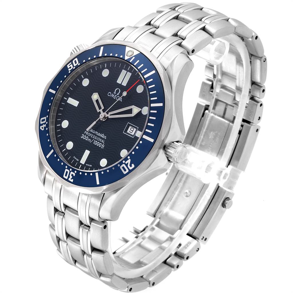 The image shows an Omega Seamaster 2541.80.00 Men
s Stainless Steel Blue Dial 2541.80.00 Men
s Stainless Steel Blue Dial watch at a front-side angle, highlighting its face, bezel, bracelet, and clasp.
